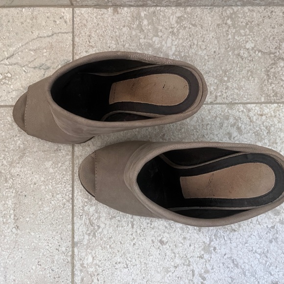 Miss Sixty leather open bootie! ✨ - Picture 8 of 8